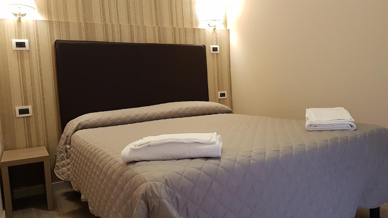 Hotel Il Castelletto Róma Kültér fotó