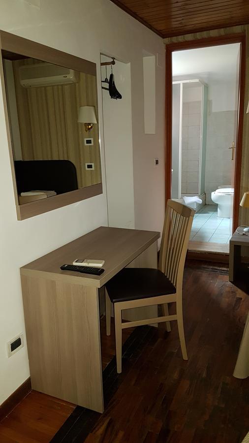 Hotel Il Castelletto Róma Kültér fotó
