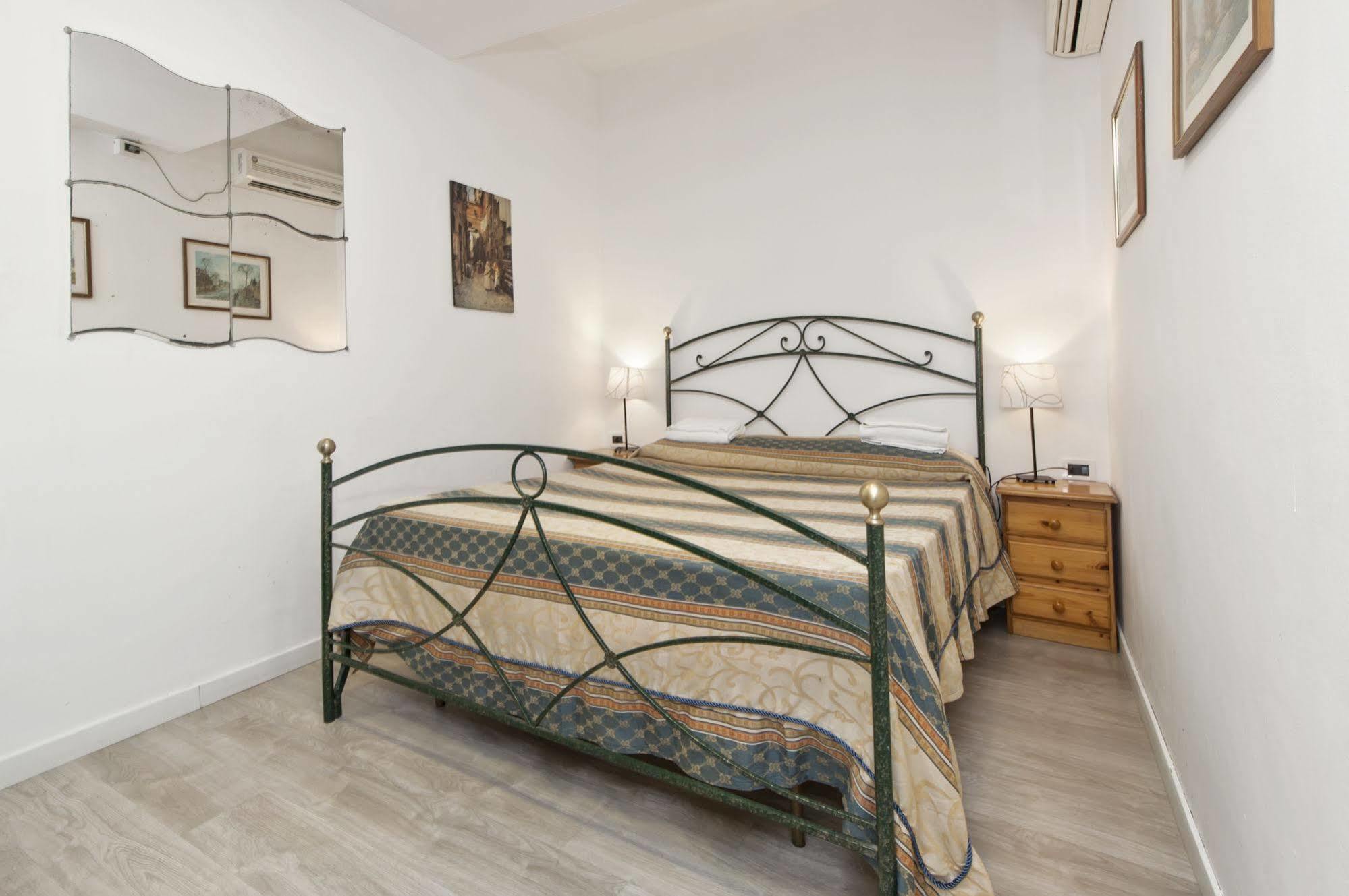 Hotel Il Castelletto Róma Kültér fotó